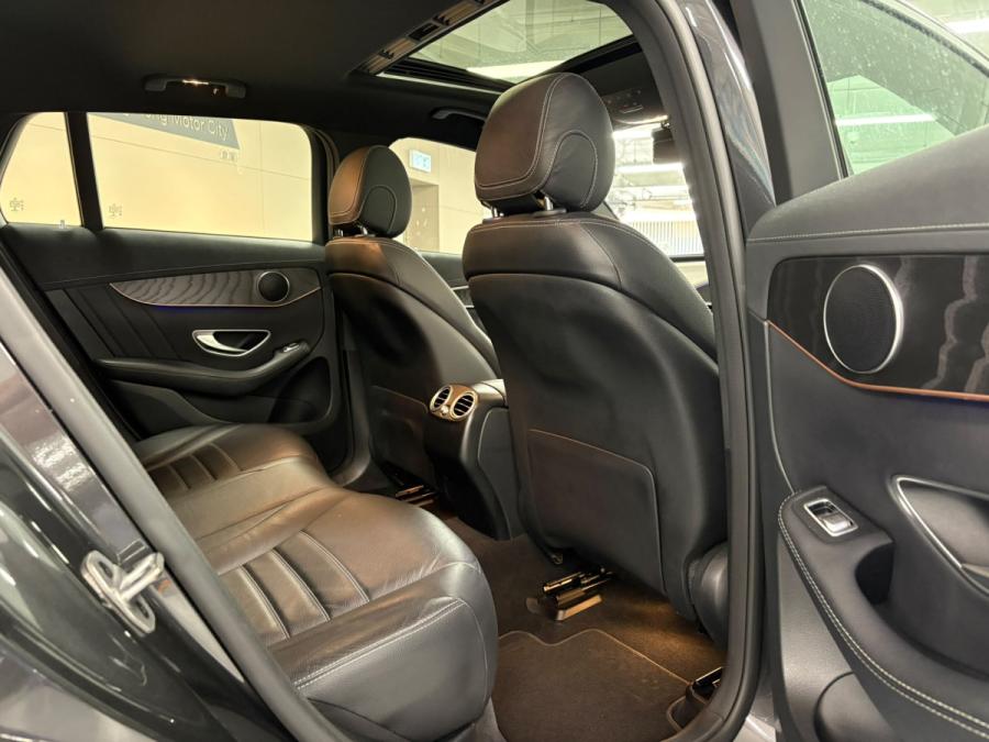 EQC400 4Matic - Image 4